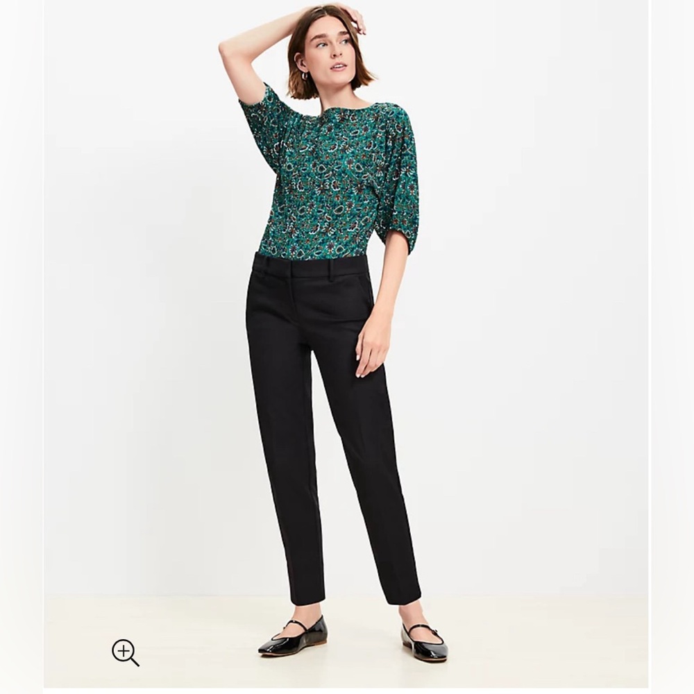 NWOT Loft Riviera Pant in Julie fit